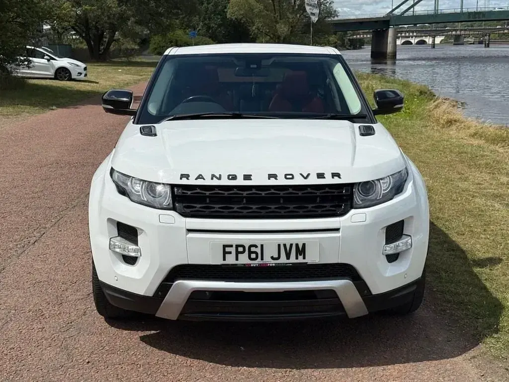 Begagnad Land Rover Range Rover evoque Dynamic 2011 Vit Kombi