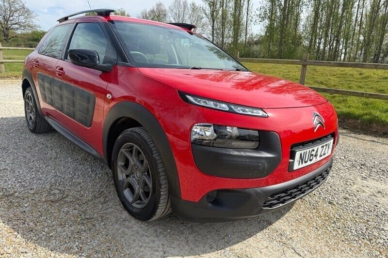 Red Used 2014 Citroën C4 Cactus Feel Hatchback | £3,599 (Fair price) - Image 1/1