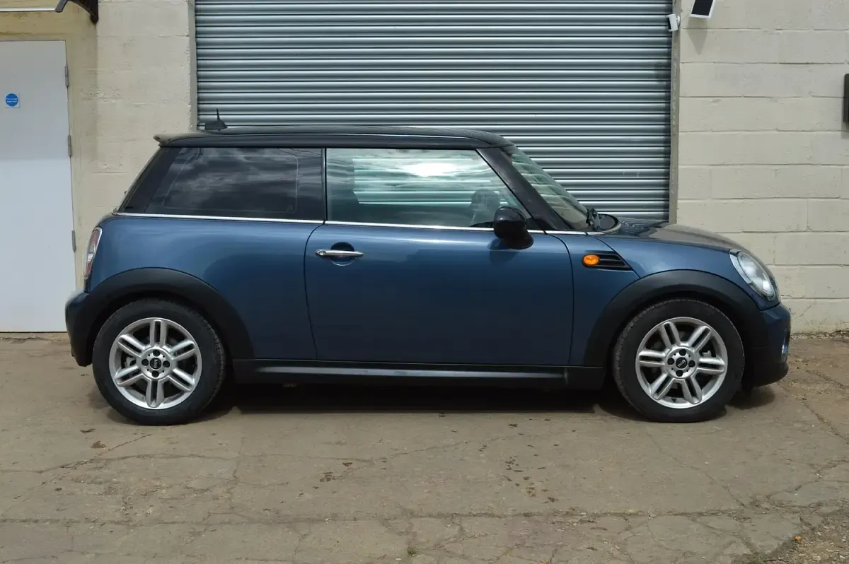 Used Mini Cooper Hatch 2011 Blue Hatchback