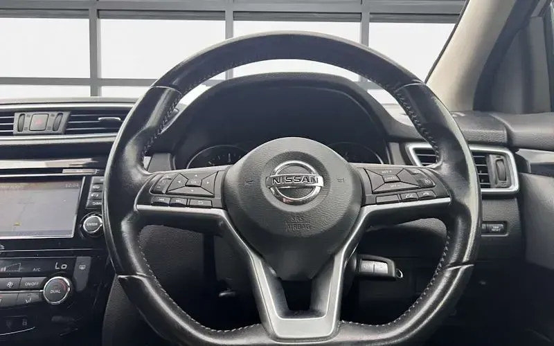 Used Nissan Qashqai Acenta Premium 116 HP (85 kW) 2020 SUV