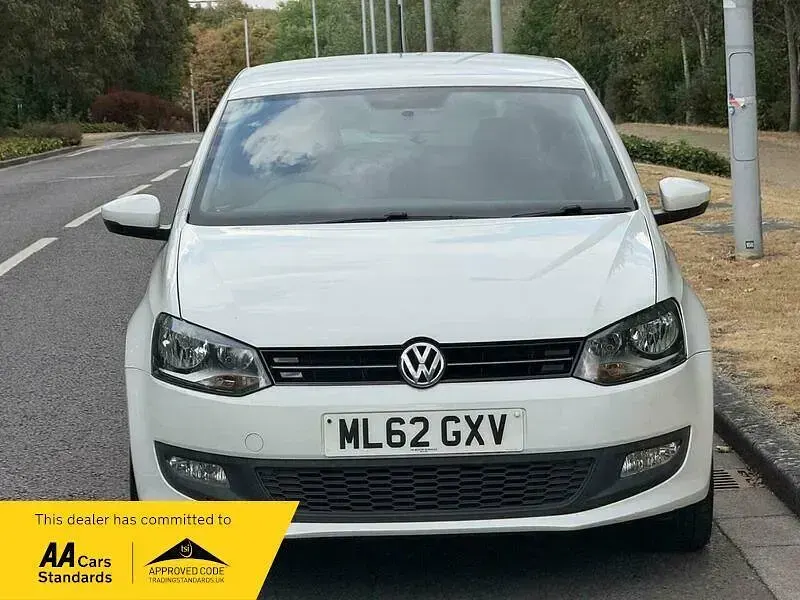 Used VW Polo Match 59 HP (43 kW) 2012 White Hatchback