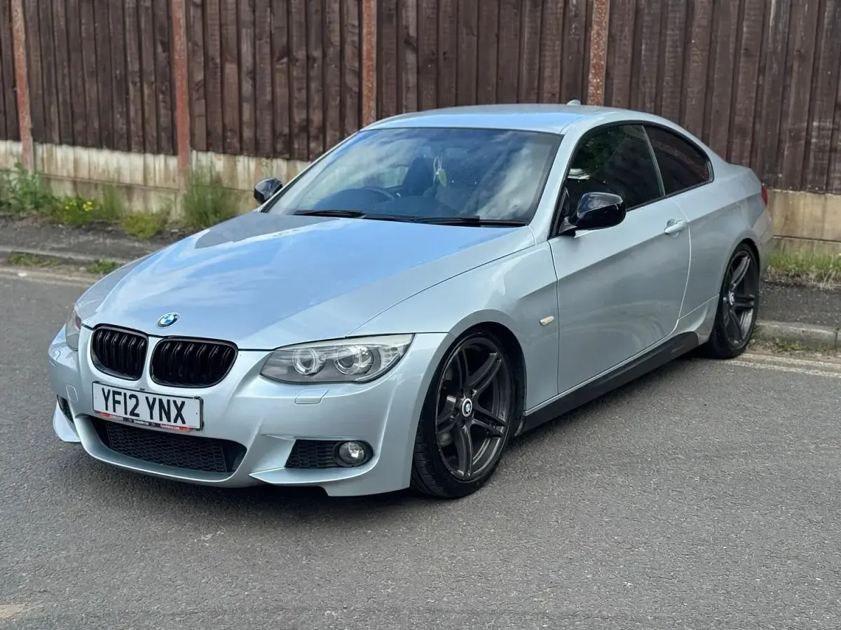 Used BMW 320 Sport Line 2012 Blue Coupe