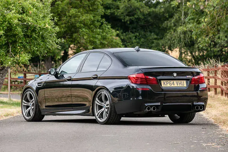Used BMW M5 Impressive 552 HP (405 kW) 2014 Black Sedan