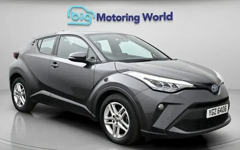Usado Toyota C-HR 122 HP (89 kW) 2023 SUV