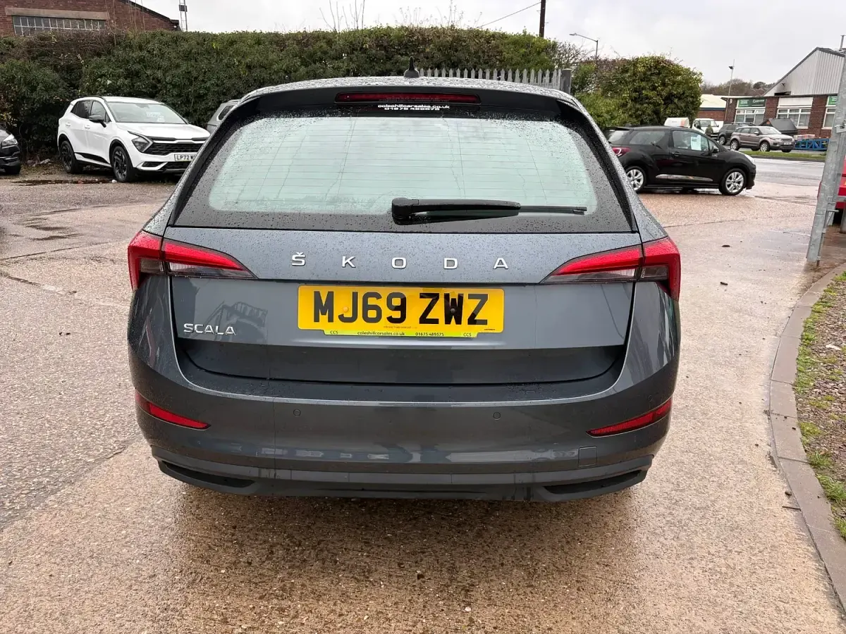 Used Skoda Scala SE 95 HP (69 kW) 2019 Grey Hatchback