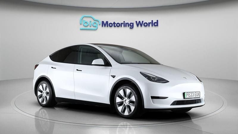 Used 2023 Tesla Model Y SUV | £23,400 (Super price) - Image 1/4