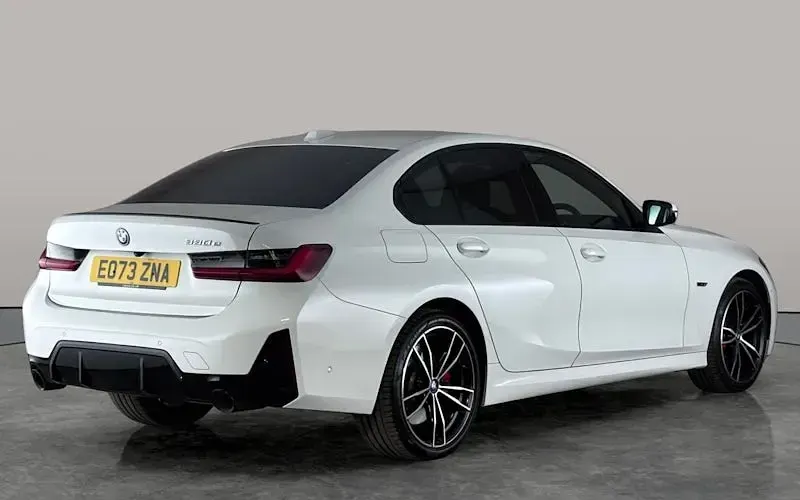 Used BMW 330e M Sport 292 HP (214 kW) 2023 White Sedan