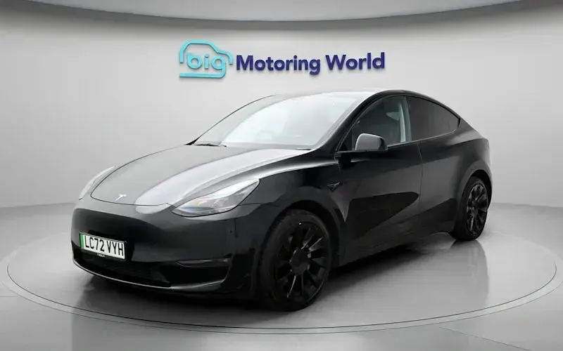 Used Tesla Model Y Long Range AWD 286 kW (389 HP) 2025 SUV