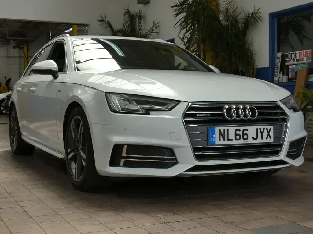 Used Audi A4 S-Line 190 HP (139 kW) 2016 White Estate