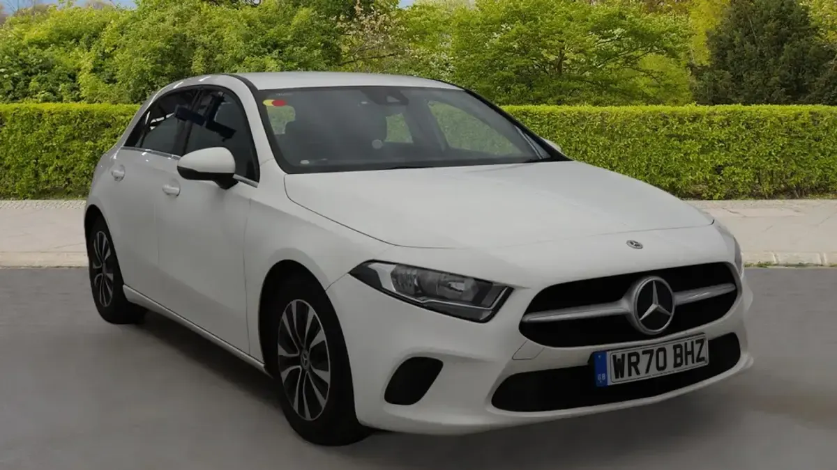 Usado Mercedes A180 SE 116 HP (85 kW) 2020 Citadino