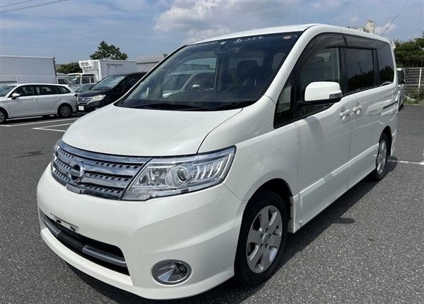 Not known Used 2009 Nissan Serena MPV | £7,695 (Fair price) - Image 1/1
