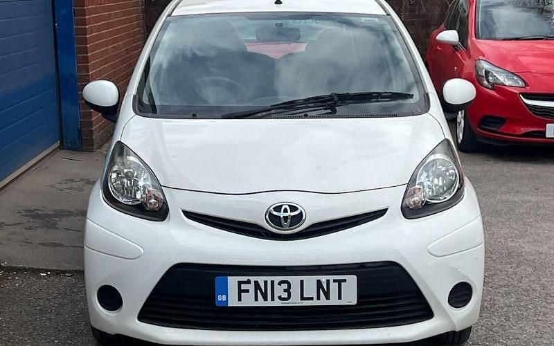 Used Toyota Aygo 68 HP (50 kW) 2012 Hatchback