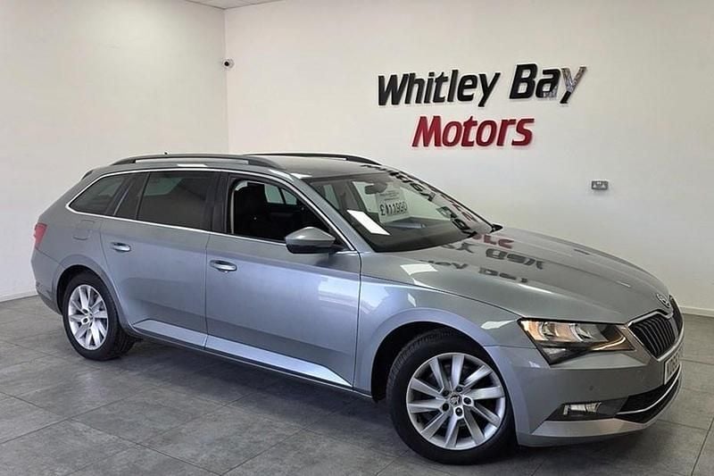 Used Skoda Superb Business Line 190 HP (139 kW) 2016 Grey Estate