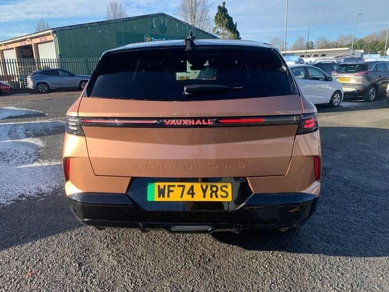 Used Vauxhall Grandland Ultimate 154 kW (210 HP) 2024 Brown SUV