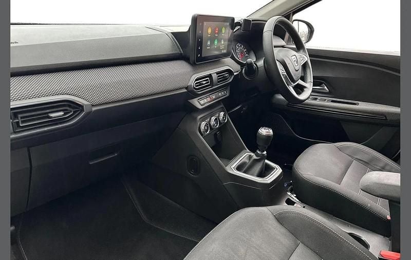 Used Dacia Jogger Extreme 108 HP (79 kW) 2023 White MPV