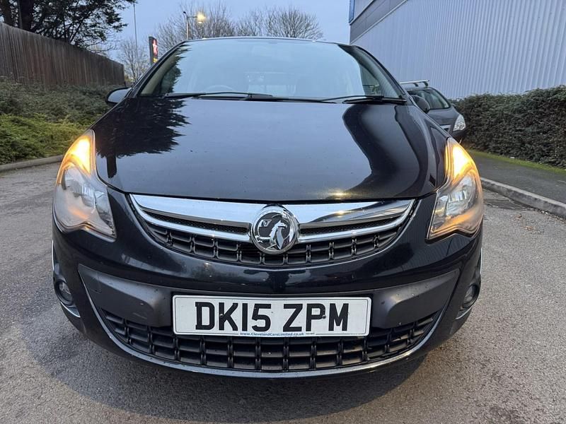 Used Vauxhall Corsa 100 HP (73 kW) 2015 Black Hatchback