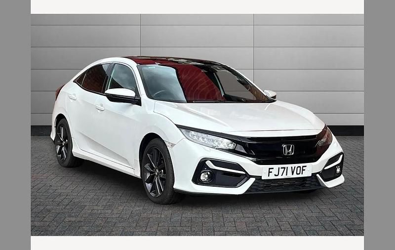 Used Honda Civic EX 126 HP (92 kW) 2021 Platinum white Hatchback
