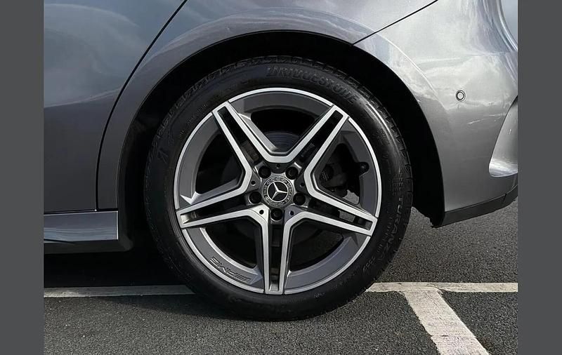 Used Mercedes A250 AMG Line Premium 221 HP (162 kW) 2019 Grey Hatchback