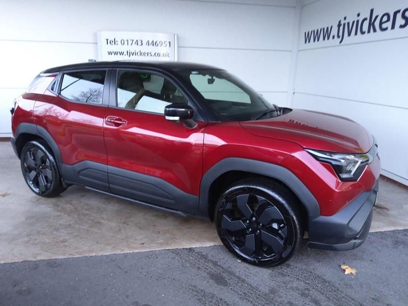 Used Suzuki Vitara 135 kW (184 HP) 2025 Red Hatchback