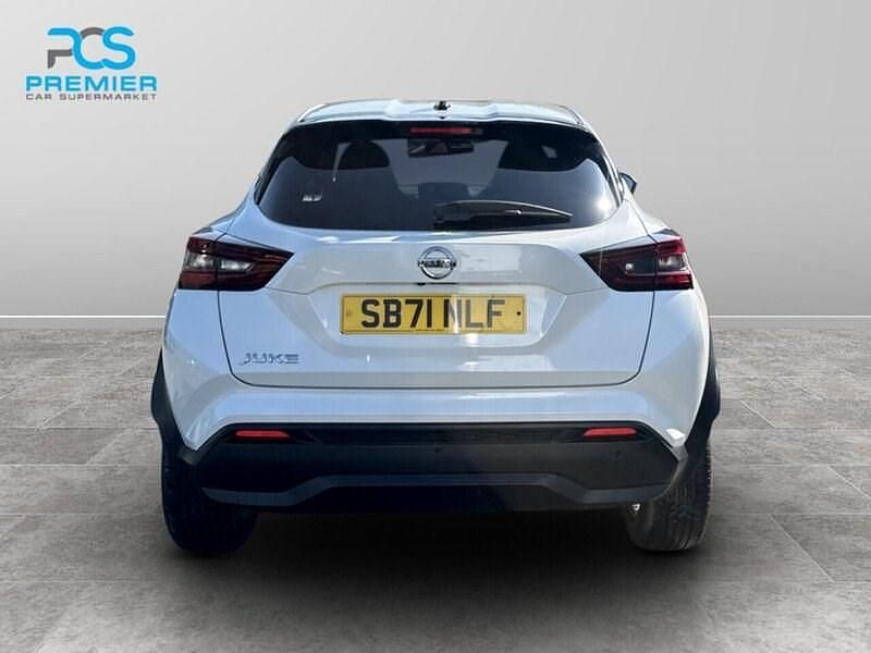 Used Nissan Juke N-Connecta 2022 White SUV