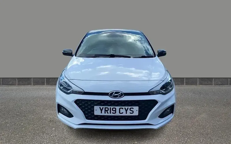 Używany Hyundai i20 84 KM (61 kW) 2019 Biały Hatchback