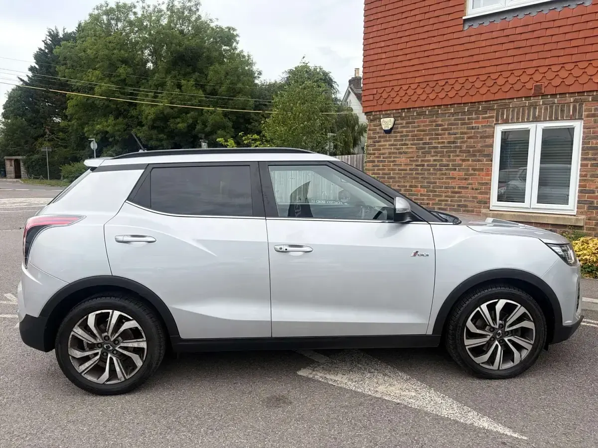Used SsangYong Tivoli 163 HP (119 kW) 2021 Silver SUV