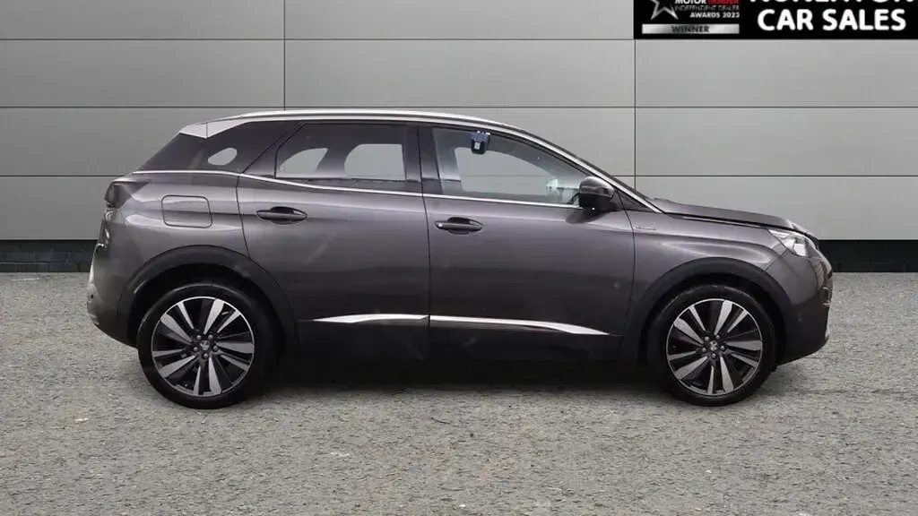Second-hand Peugeot 3008 Premium 130 CP (95 kW) 2019 Gri SUV