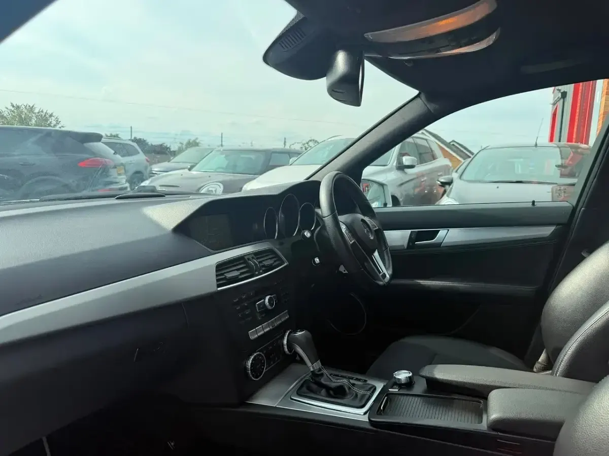 Used Mercedes C220 Sport Edition 2014 Silver Estate