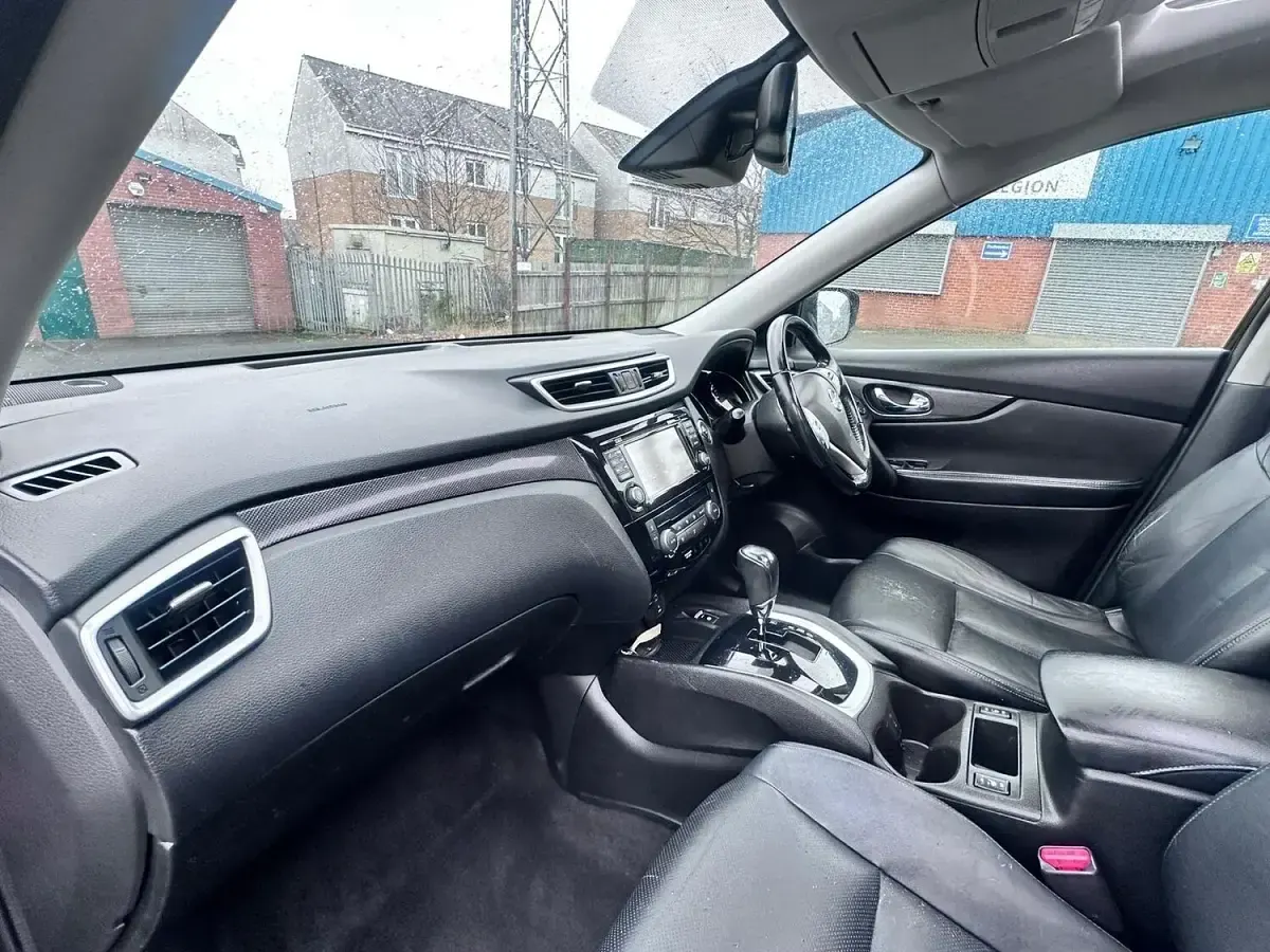 Used Nissan X-Trail Tekna 130 HP (95 kW) 2014 Green SUV
