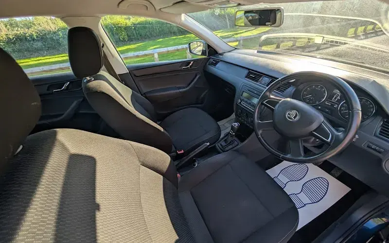 Used Skoda Rapid SE 122 HP (89 kW) 2013 Blue Hatchback
