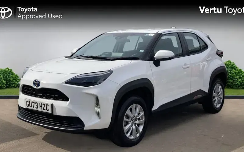 Used Toyota Yaris Hybrid 116 HP (85 kW) 2026 Estate