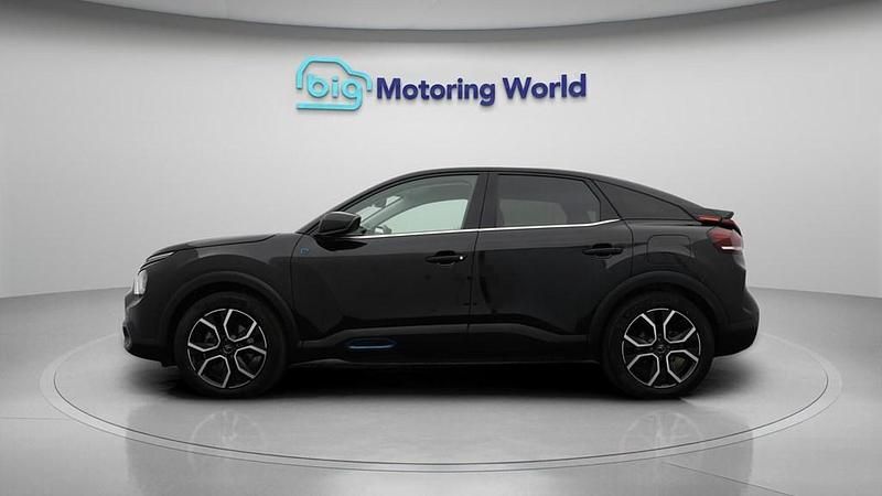 Used Citroën e-C4 Shine 100 kW (136 HP) 2022 Hatchback