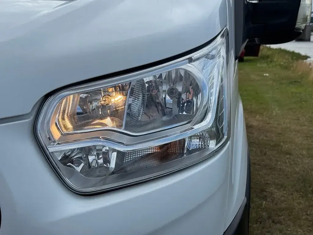 Used Ford Transit Trend 2022 White Van