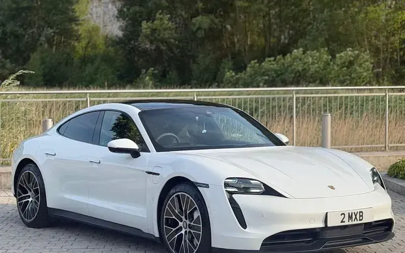 Used Porsche Taycan 419 kW (571 HP) 2023 Sedan