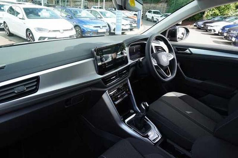 Used VW T-Roc 150 HP (110 kW) 2025 SUV