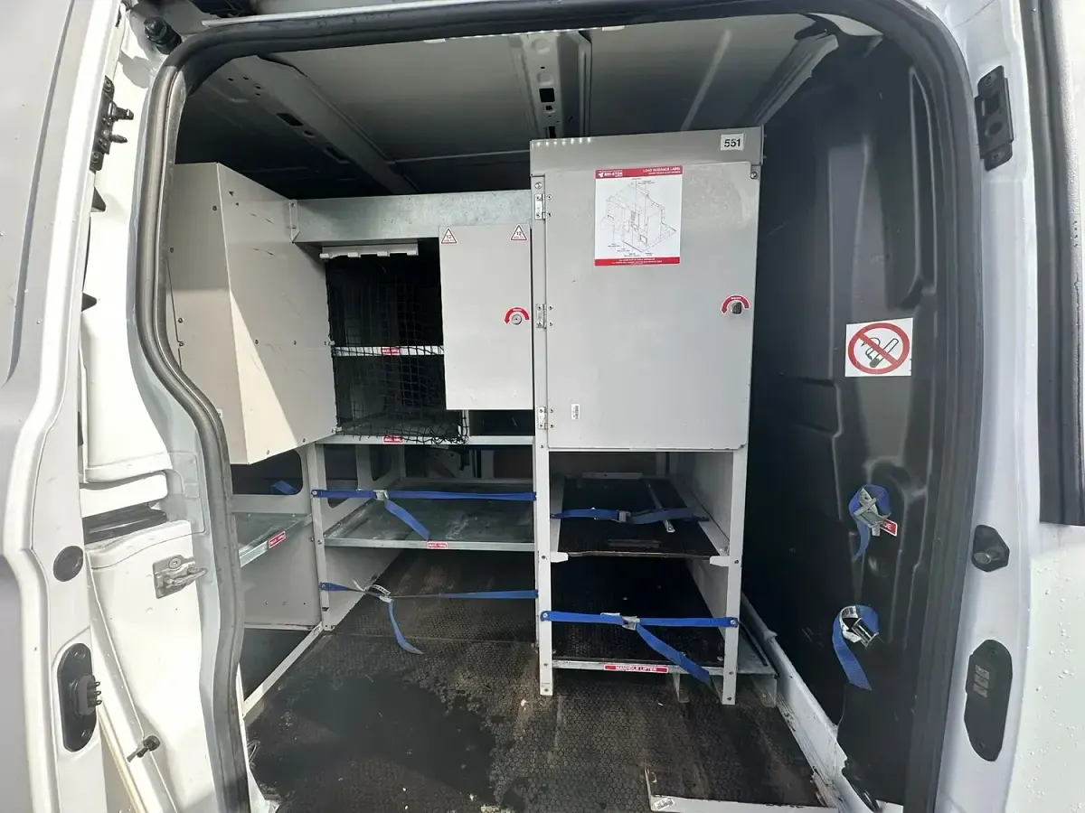 Used Ford Transit Custom 105 HP (77 kW) 2018 White Van