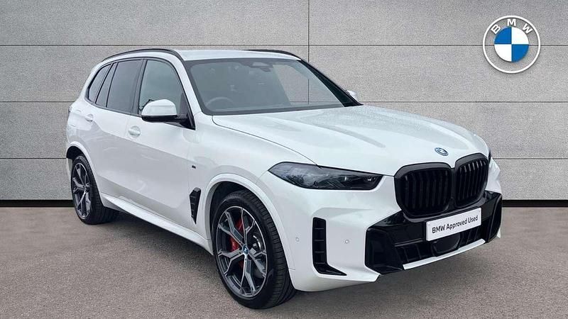 White Used 2024 BMW X5 M Sport SUV | £67,246 (Fair price) - Image 1/4