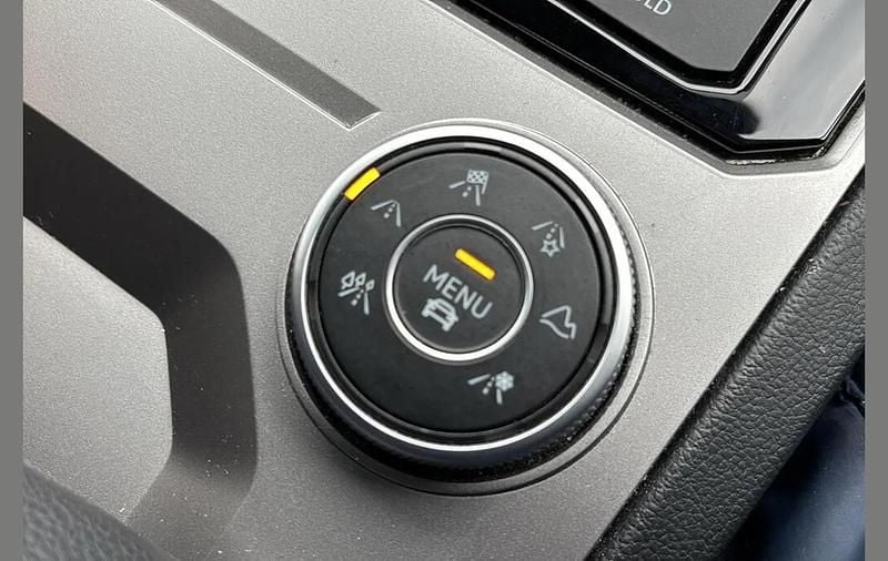 Used VW Touareg R-line 286 HP (210 kW) 2019 White SUV