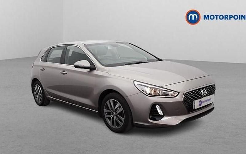 Used Hyundai i30 SE 120 HP (88 kW) 2020 Hatchback