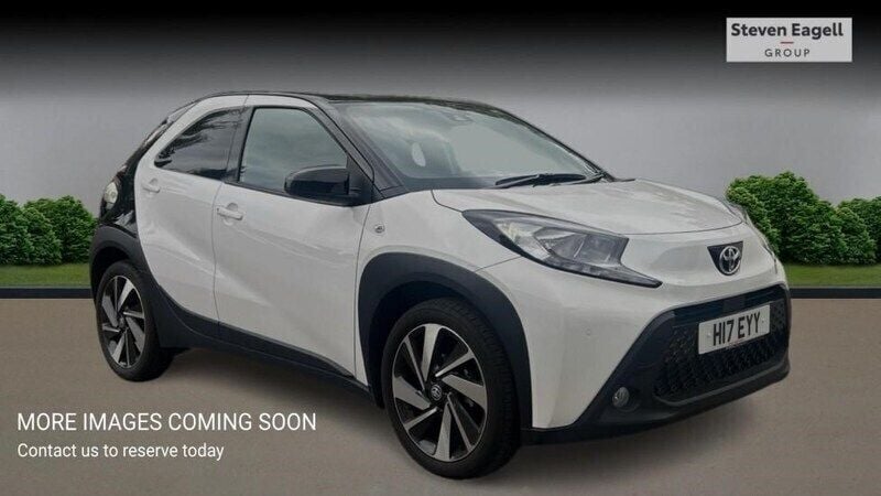 White Used 2023 Toyota Aygo Hatchback | £15,588 (Fair price) - Image 1/4