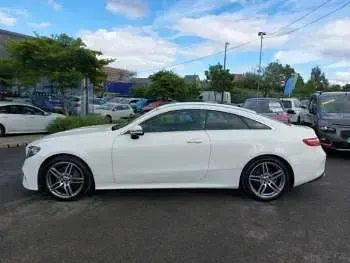 Used Mercedes E220 AMG line 194 HP (142 kW) 2017 White Coupe