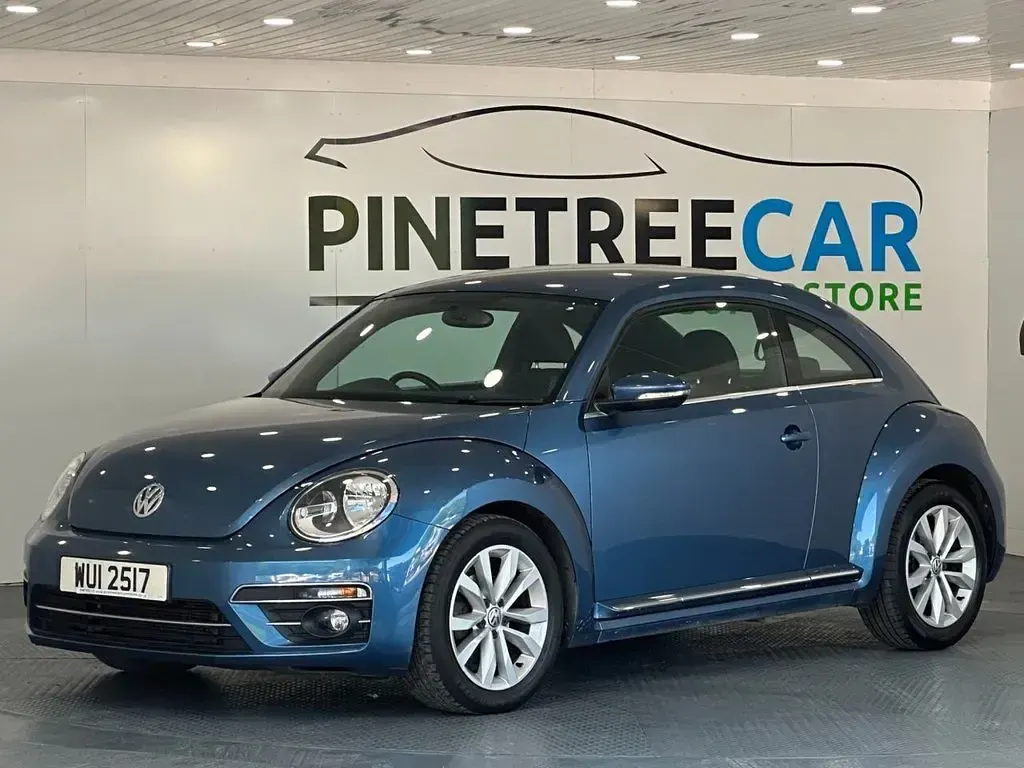 Used VW Beetle Design 105 HP (77 kW) 2017 Blue Hatchback