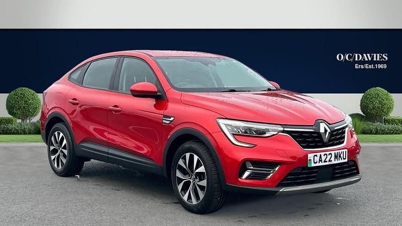 Red Used 2022 Renault Arkana Iconic SUV | £15,995 (Fair price) - Image 1/4
