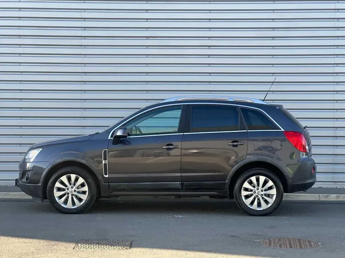 Used Vauxhall Antara S 184 HP (135 kW) 2015 Grey SUV