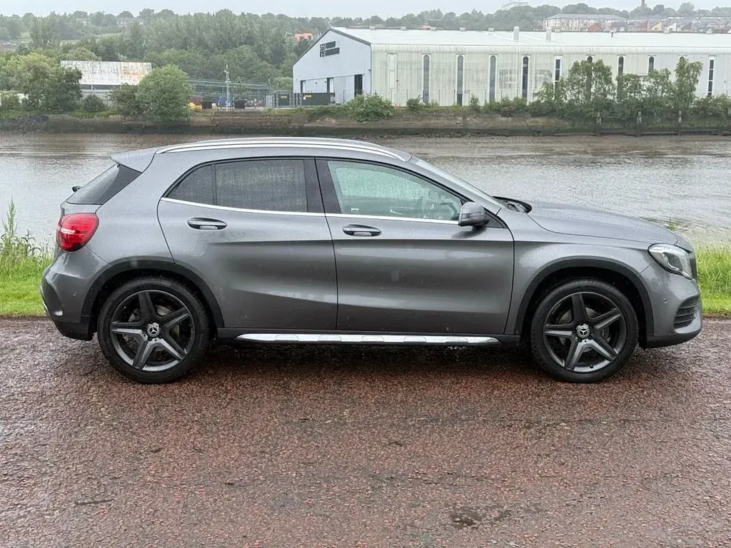Used Mercedes GLA200 AMG line 156 HP (114 kW) 2018 Grey SUV