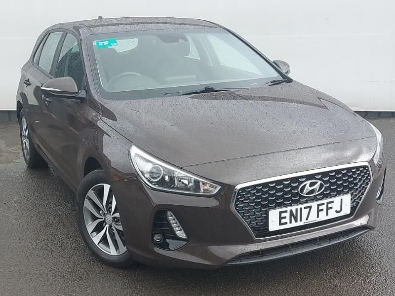 Brown Used 2017 Hyundai i30 SE Hatchback | £8,998 (Fair price) - Image 1/4