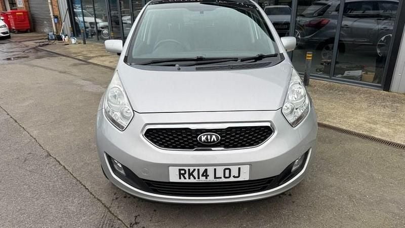 Used Kia Venga 123 HP (90 kW) 2014 Silver Hatchback