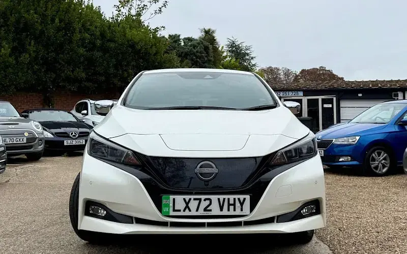 Used Nissan Leaf Tekna 110 kW (150 HP) 2022 White Hatchback