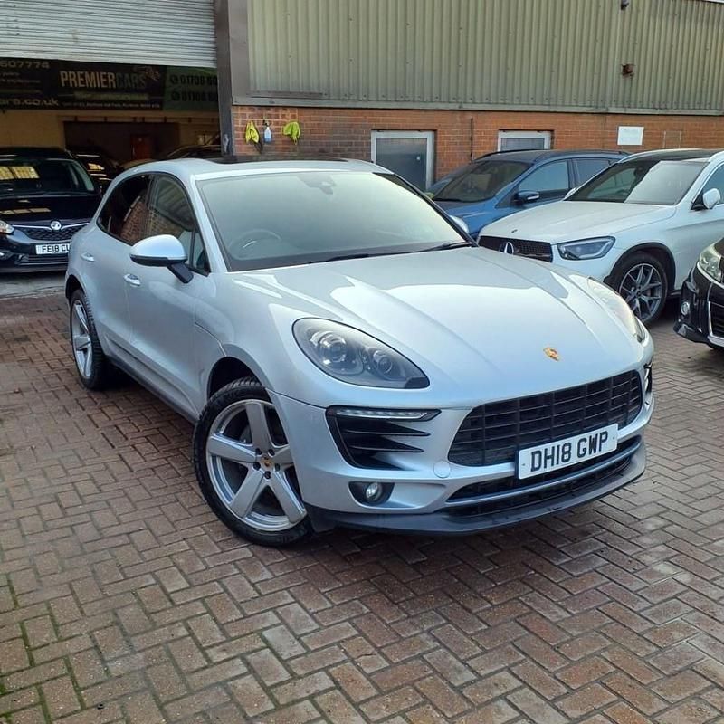 Silver Used 2018 Porsche Macan SUV | £23,995 - Image 1/4