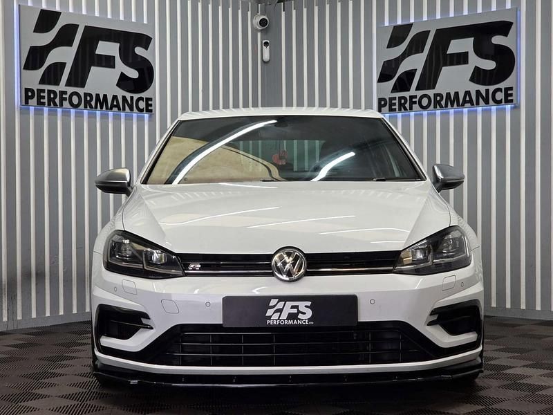 Used VW Golf VII R 310 HP (228 kW) 2018 White Hatchback